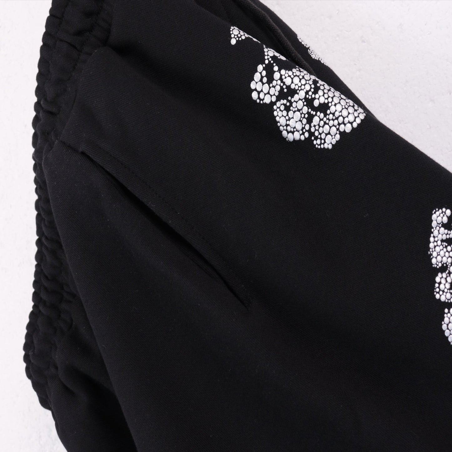 DENIM TEARS  Shorts 8659